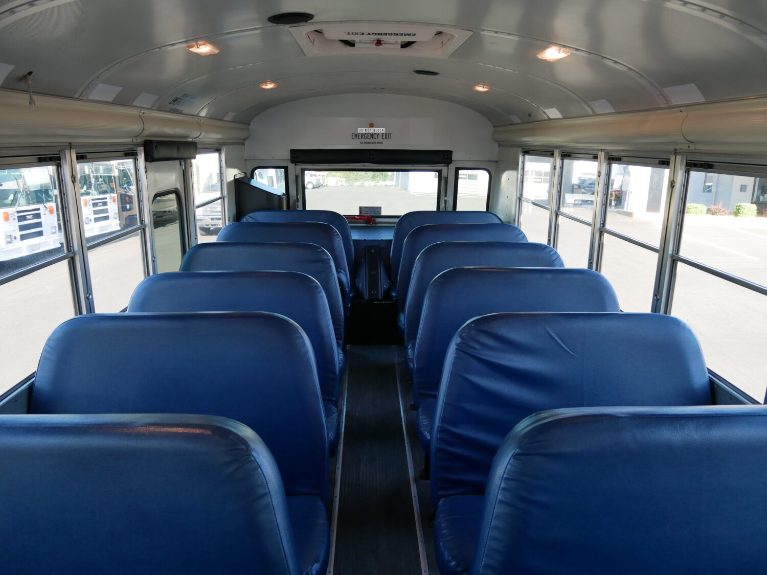 2007 Blue Bird All American 84 Passenger School Bus - B40622 - Image 7