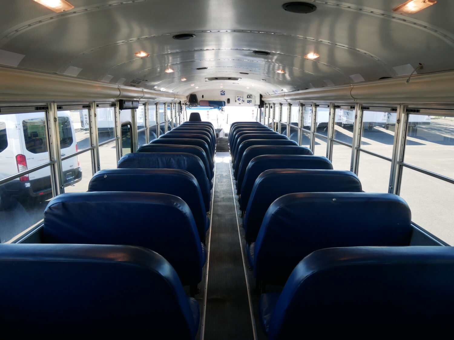 2007 Blue Bird All American 84 Passenger School Bus - B40622 - Image 8