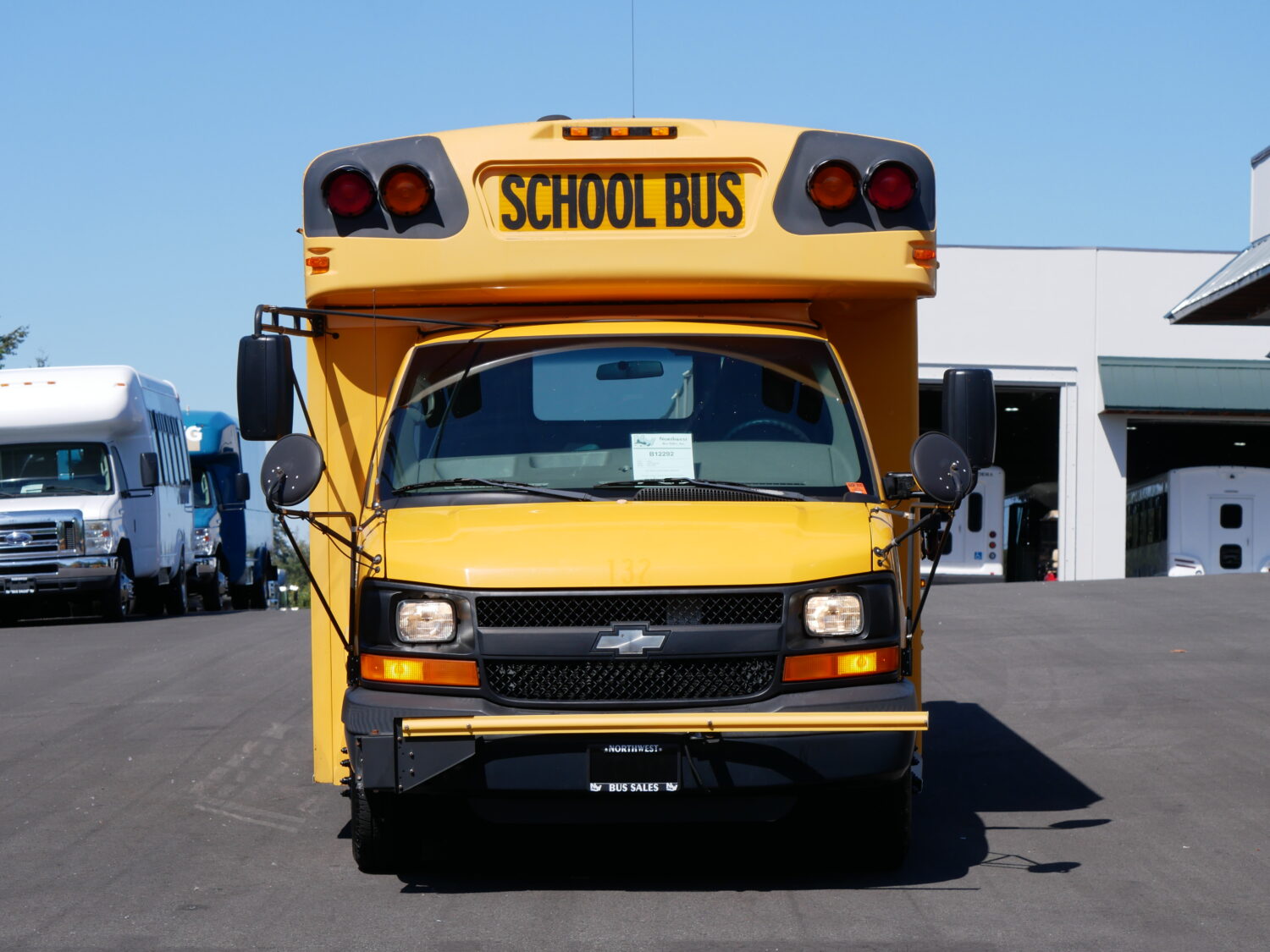 2008 Chevrolet Collins 10 Passenger + 2 Wheelchair ADA School Bus - B12292 - Image 12