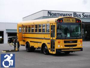 2013 Thomas Saf-T-Liner 25 Passenger + 1 Wheelchair ADA School Bus - B61909