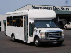 2009 Ford Starcraft 23 Passenger Shuttle Bus - S39106